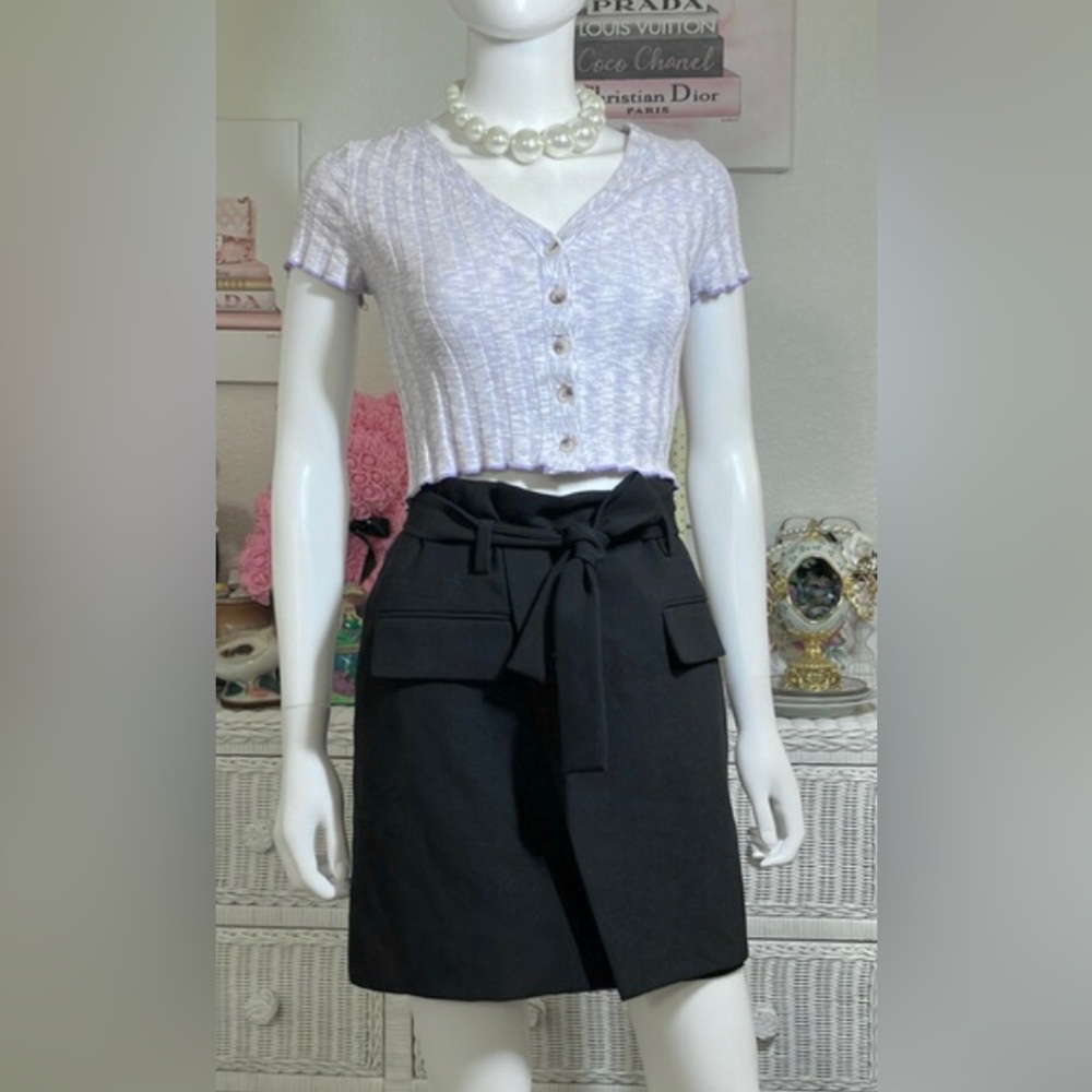 Forever 21 Y2K Crop Top Front Buttons Ribbed Cotton Short Sleeves Lavender Sz. S